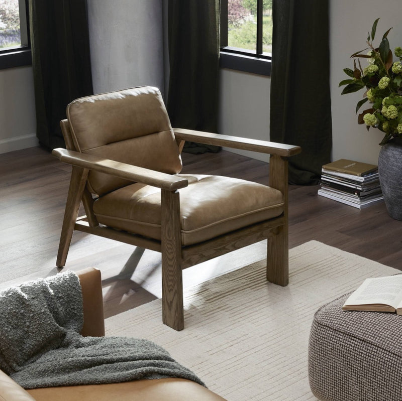 Jones Chair 240425-003 staged view 